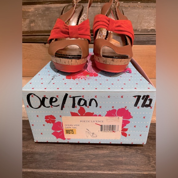 NEW! Poetic License Ocean Platform Heel in Orange and Tan - Picture 5 of 9